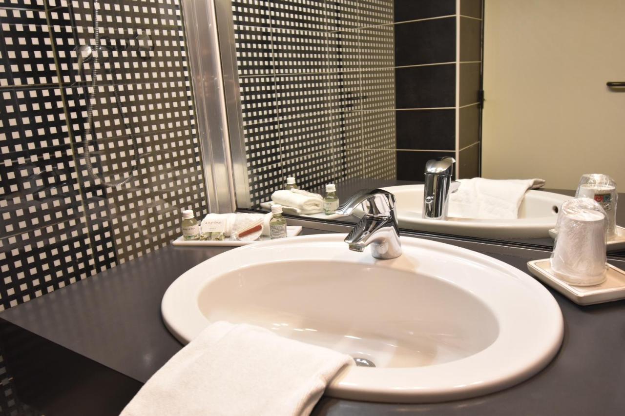 Hotel Du Golf Saint Lazare Лімож Екстер'єр фото